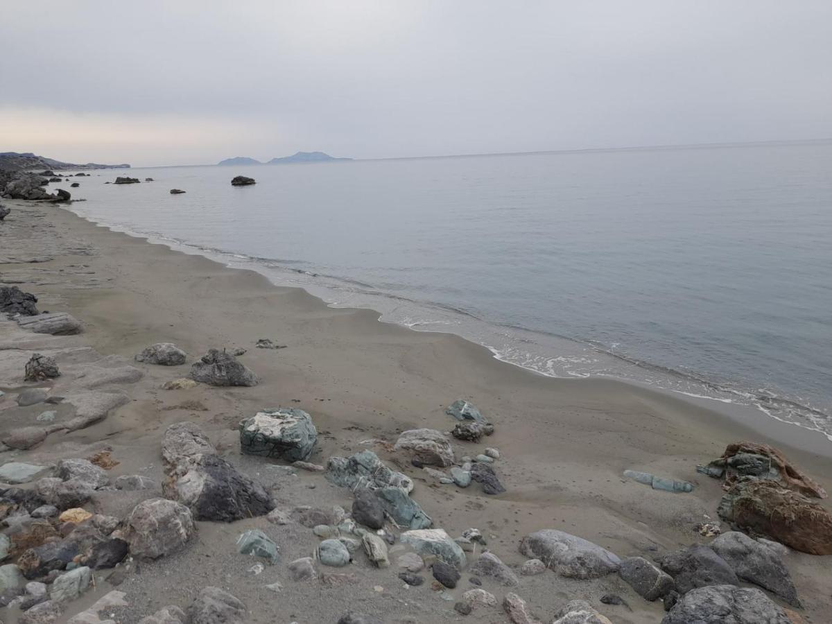Villa Sissy Agia Paraskevi  エクステリア 写真